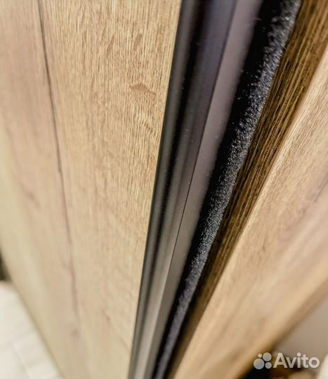 Распашной шкаф на заказ. Производство