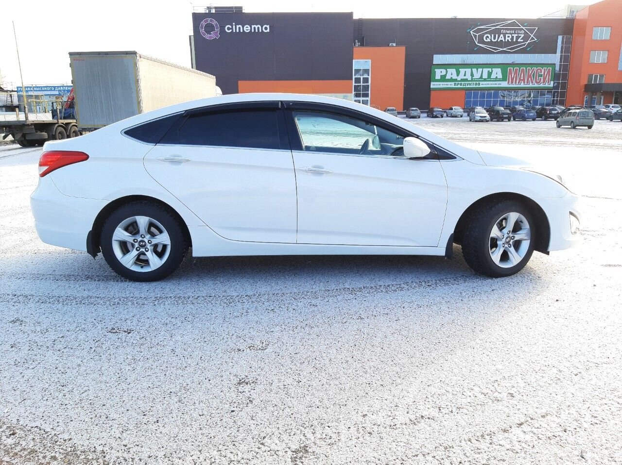 Hyundai i40: фото владельца