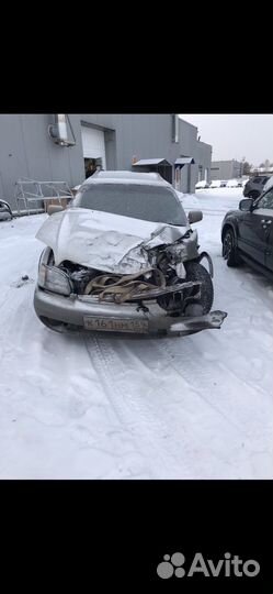 Субару Аутбэк 2000