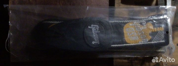 Ремень для гитары фирмы Gibson