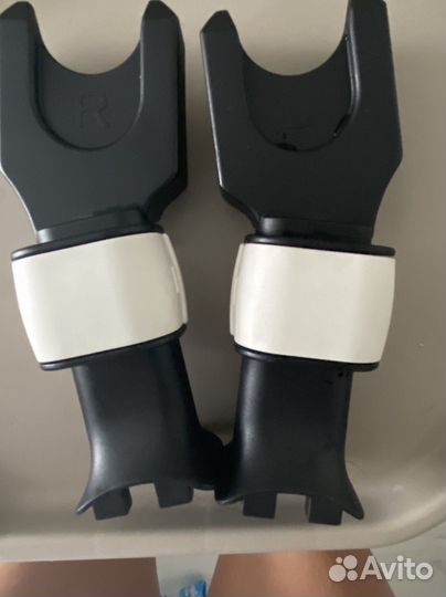 Автолюлька maxi cosi с адаптерами для bugaboo