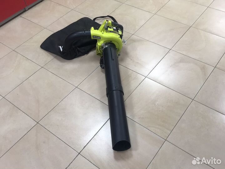 С257) Бензиновая воздуходувка Ryobi RBV26B