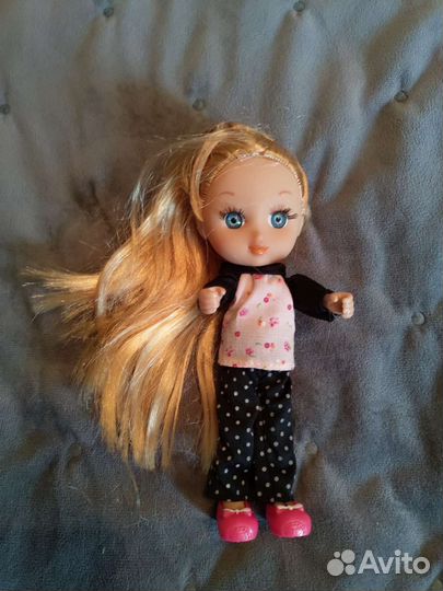 Кукла типа Bratz