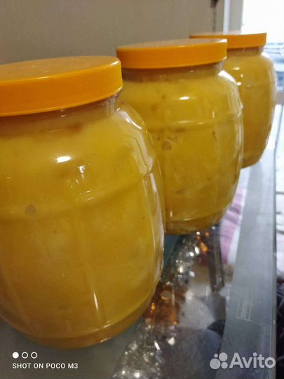 Рамка меда в сотах