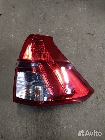 Фонарь правый нижний Honda CR-V 4