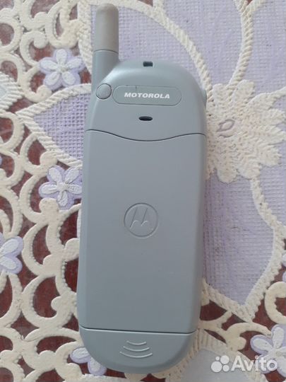 Motorola A1000