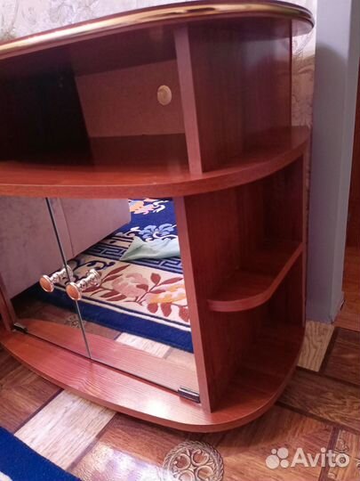 Тумба под тв