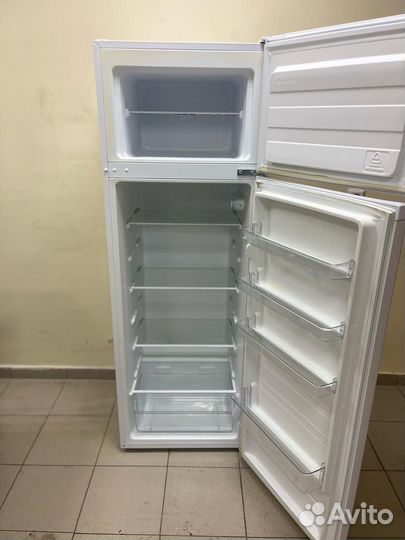 Холодильник бу рабочий
