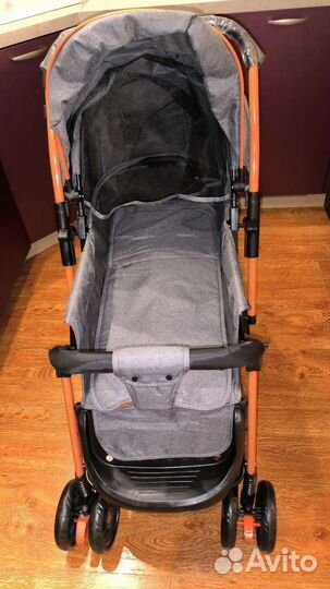 Прогулочная коляска новая