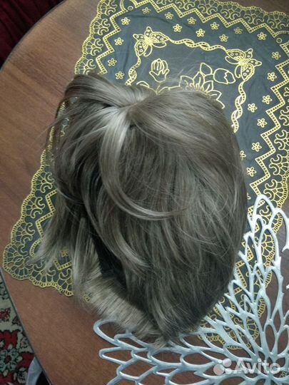 Парик, пепельный