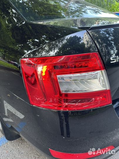 Фонарь левый Октавия а7