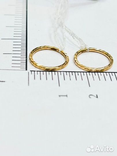 Золотые серьги