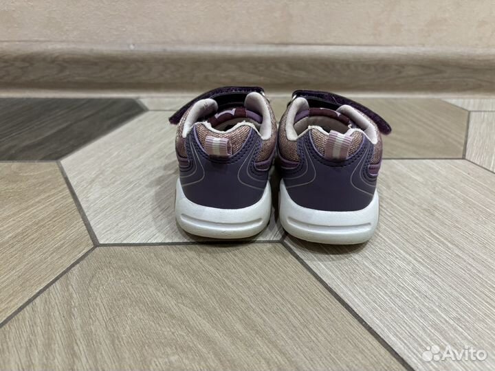Кроссовки котофей 22 размер