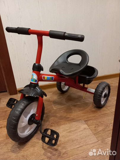 Детский трехколесный велосипед