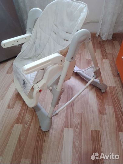 Стул для кормления