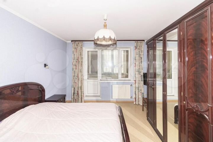 2-к. квартира, 66 м², 2/10 эт.