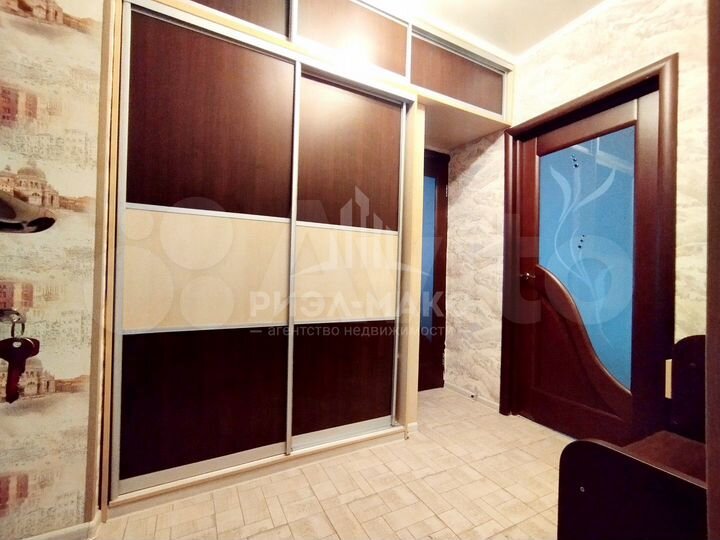 2-к. квартира, 54 м², 6/10 эт.