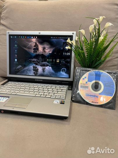 Ноутбук Samsung NP-Q35