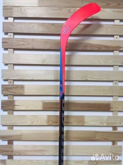 Хоккейные клюшки левые взрослые и детские