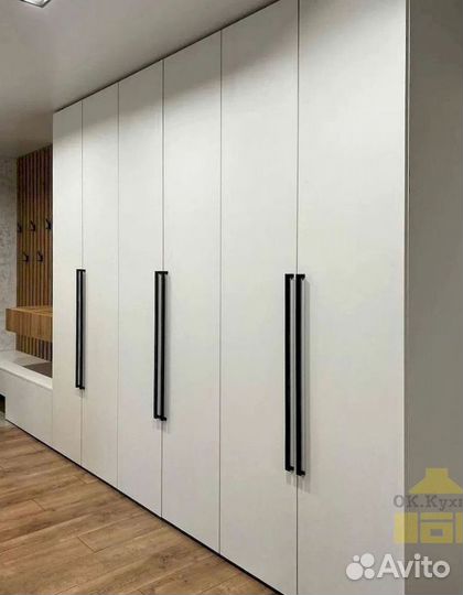 Встраиваемый шкаф