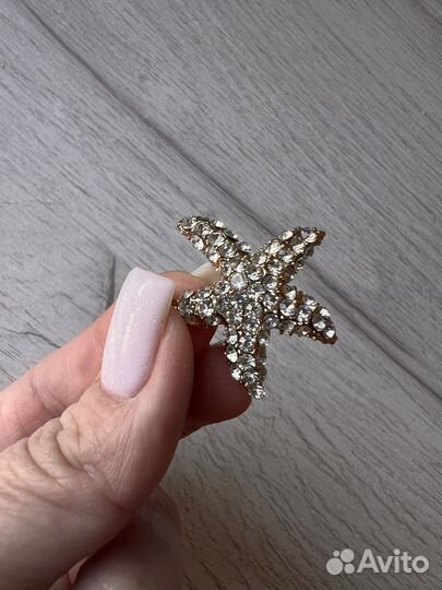 Брошь ракушка