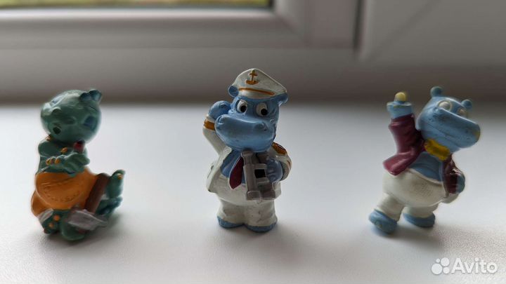 Фигурки Kinder Surprise Бегемоты и другие