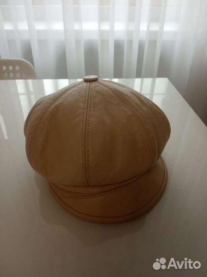 Берет женский