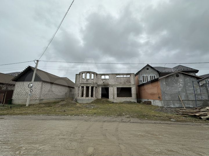 Дом 560 м² на участке 6 сот.