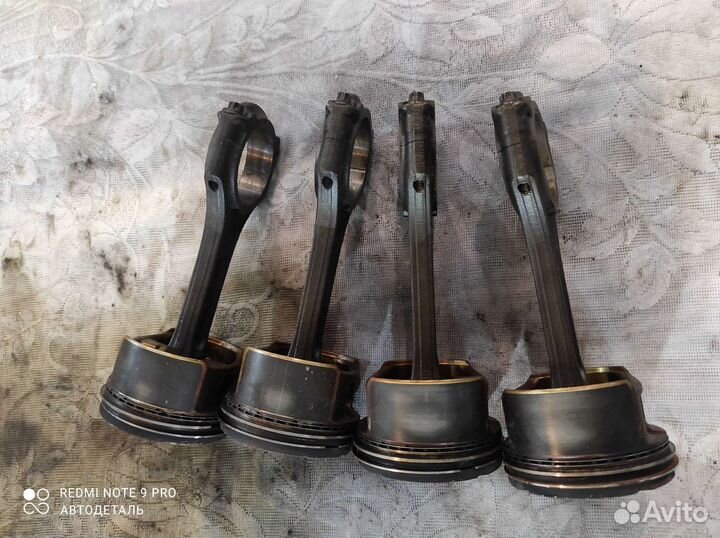 Шатун Поршень M271 mercedes W203 W204 W211