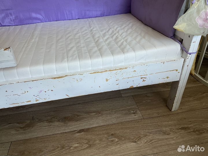 Детская кровать домик