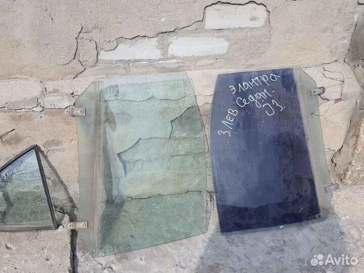 Стекло hyundai elantra 2002г,в