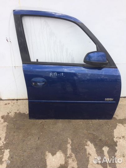 Дверь передняя правая opel Meriva A 13149680