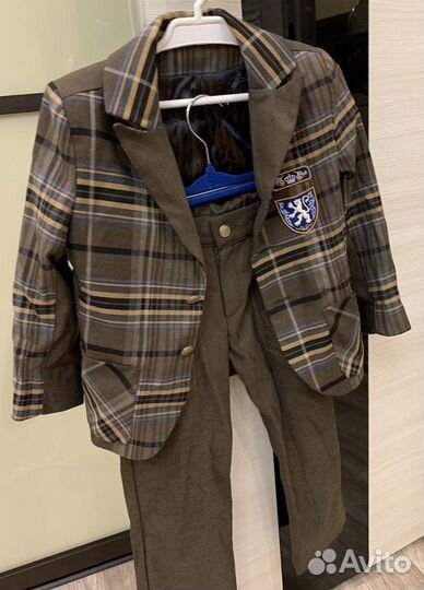 Костюм тройка на мальчика