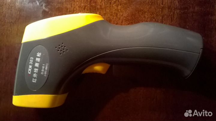 Бесконтактный цифровой термометр victor 303