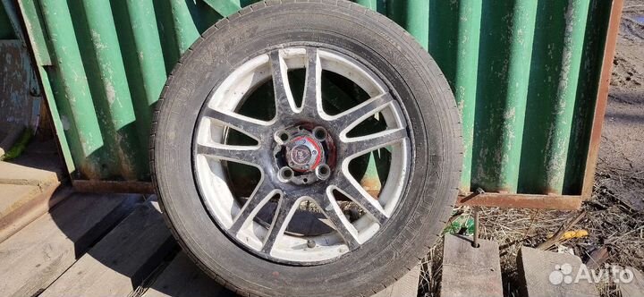 R15 Kumho Solus KH17 185/65, PCD 4x100 DIA 54.1