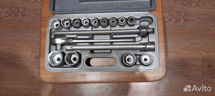 Набор головок с трещоткой от 10 до 32мм