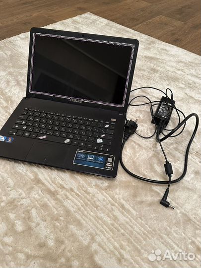 Ноутбук asus