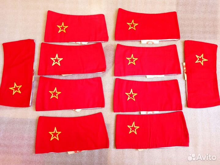 Пилотка с этикеткой СССР 1989 года красная