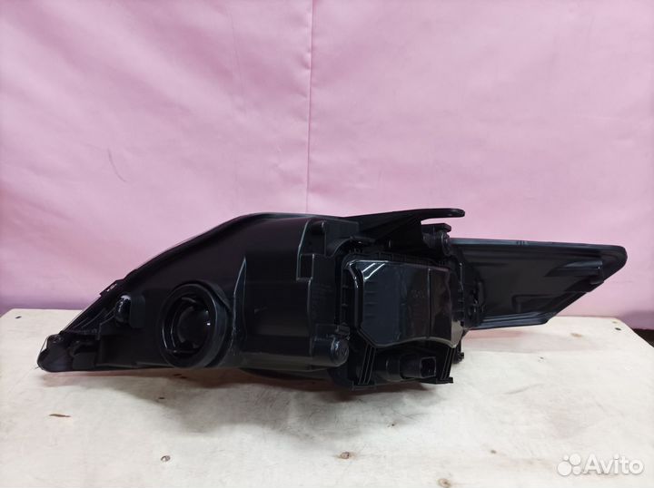 Фара правая Ford Mondeo 4 2006-2014