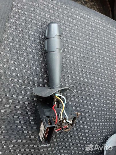 Переключатель поворотов и света