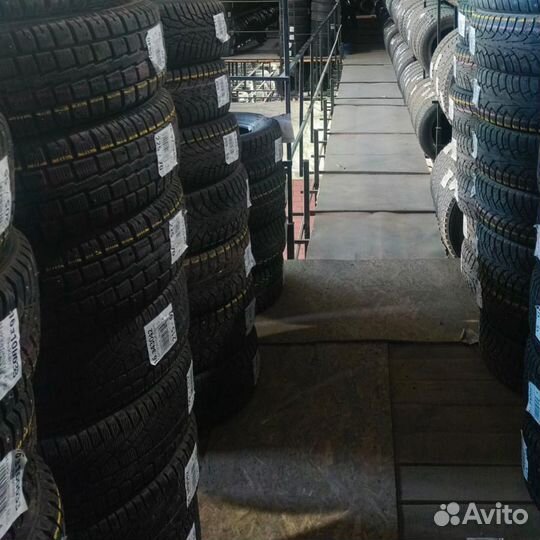 Bridgestone Blizzak LM-001 195/55 R16 87T