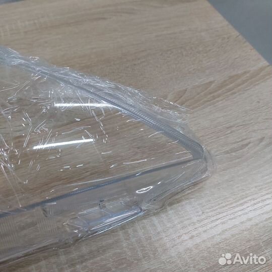 Стекла фар Toyota Camry 40