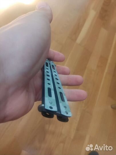 Нож бабочка расческа