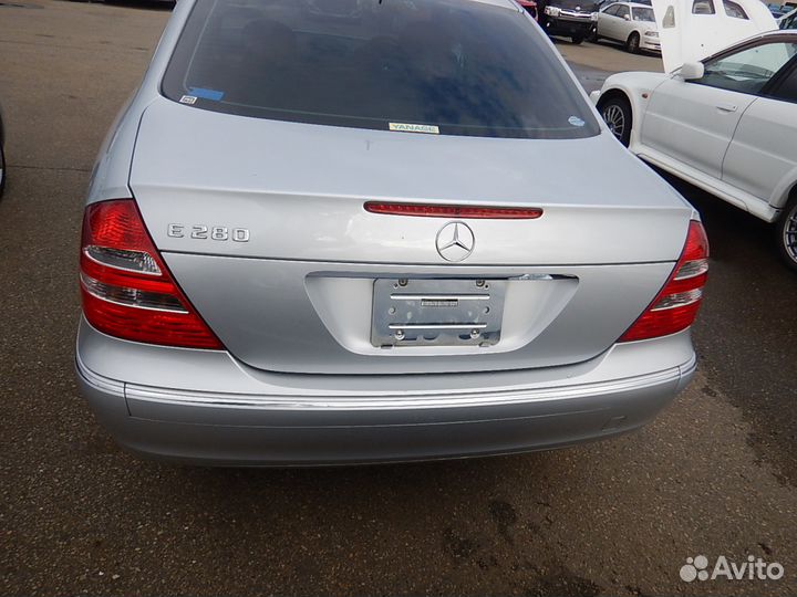 Крышка багажника Mercedes E 280, W211