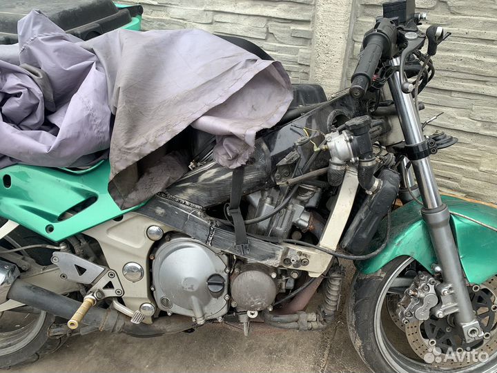 Kawasaki zzr 600-2