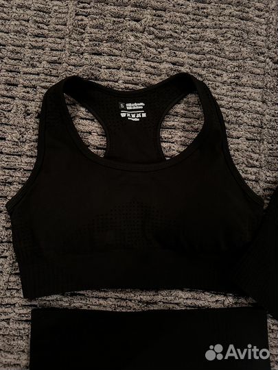 Костюм для фитнеса