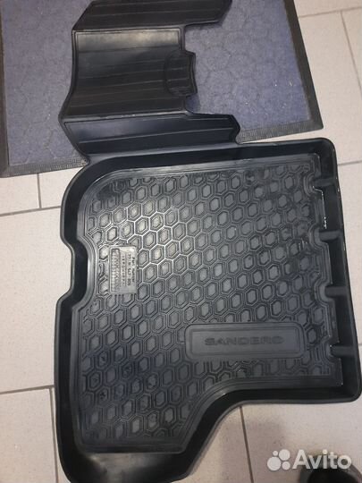 Коврики renault сандеро2