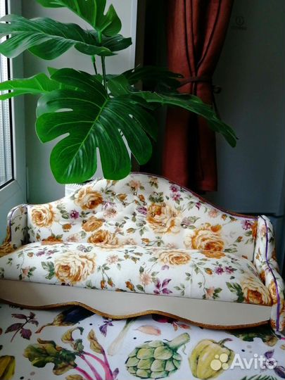 Диван для куклы барби