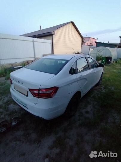 LADA Vesta 1.6 МТ, 2019, 200 000 км