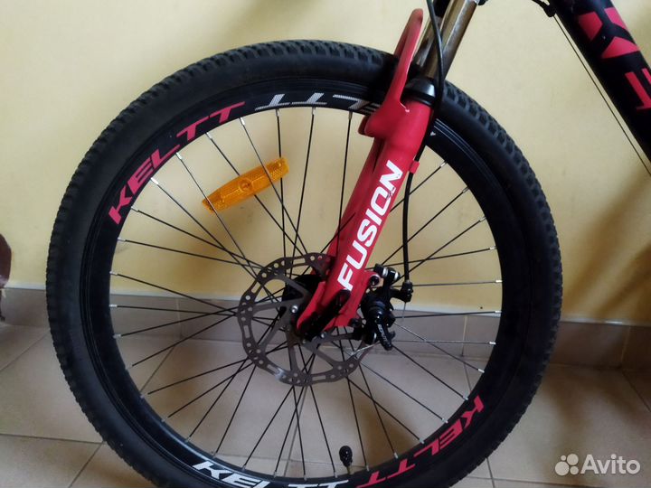 Велосипед скоростной,подростковый